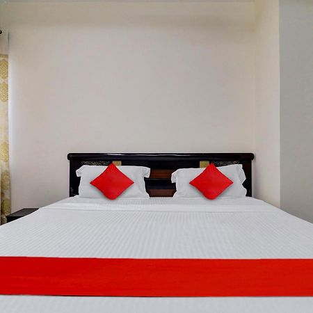 Hotel O Shri Ganesh Near By Himayatnagar,Ashok Nagar,Rtc X Roads Hyderabad Eksteriør billede